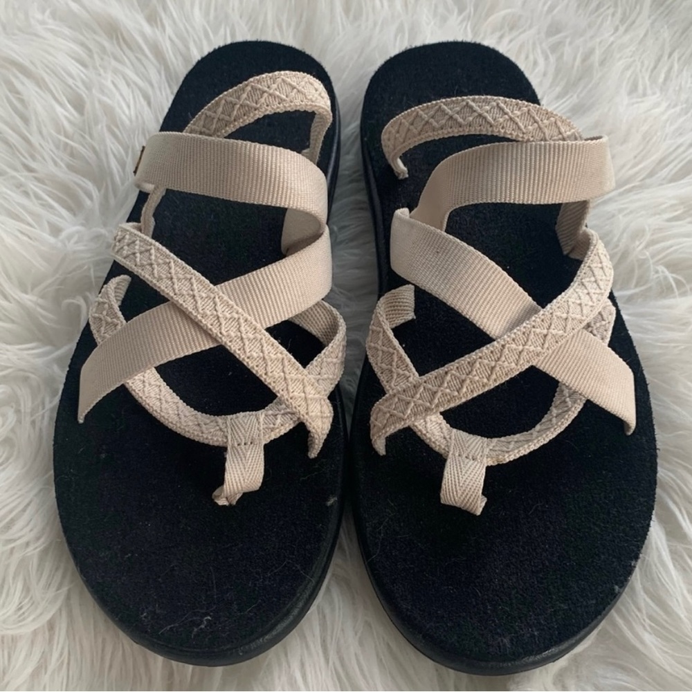 Teva Women's Tan Textured Strappy Thong Sandals Shoes